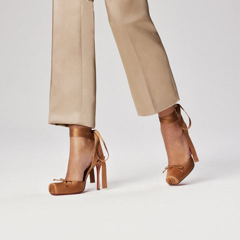 Cassia Lace Up
